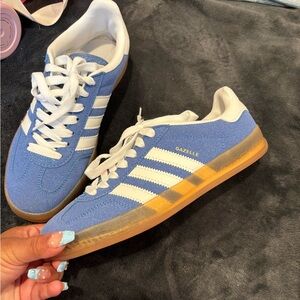 Gazelle Adidas Light blue